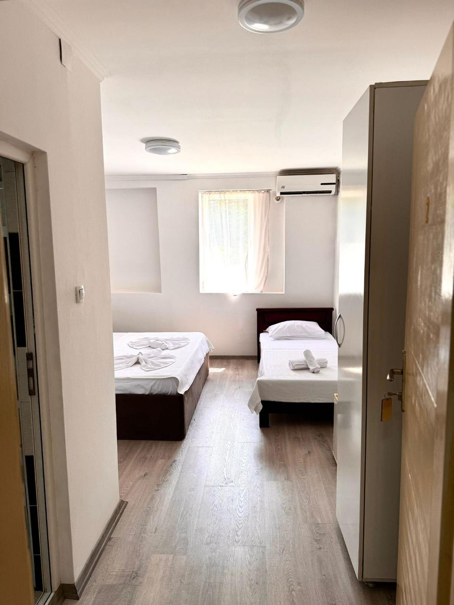 Hotel Istanbul スコピエ エクステリア 写真